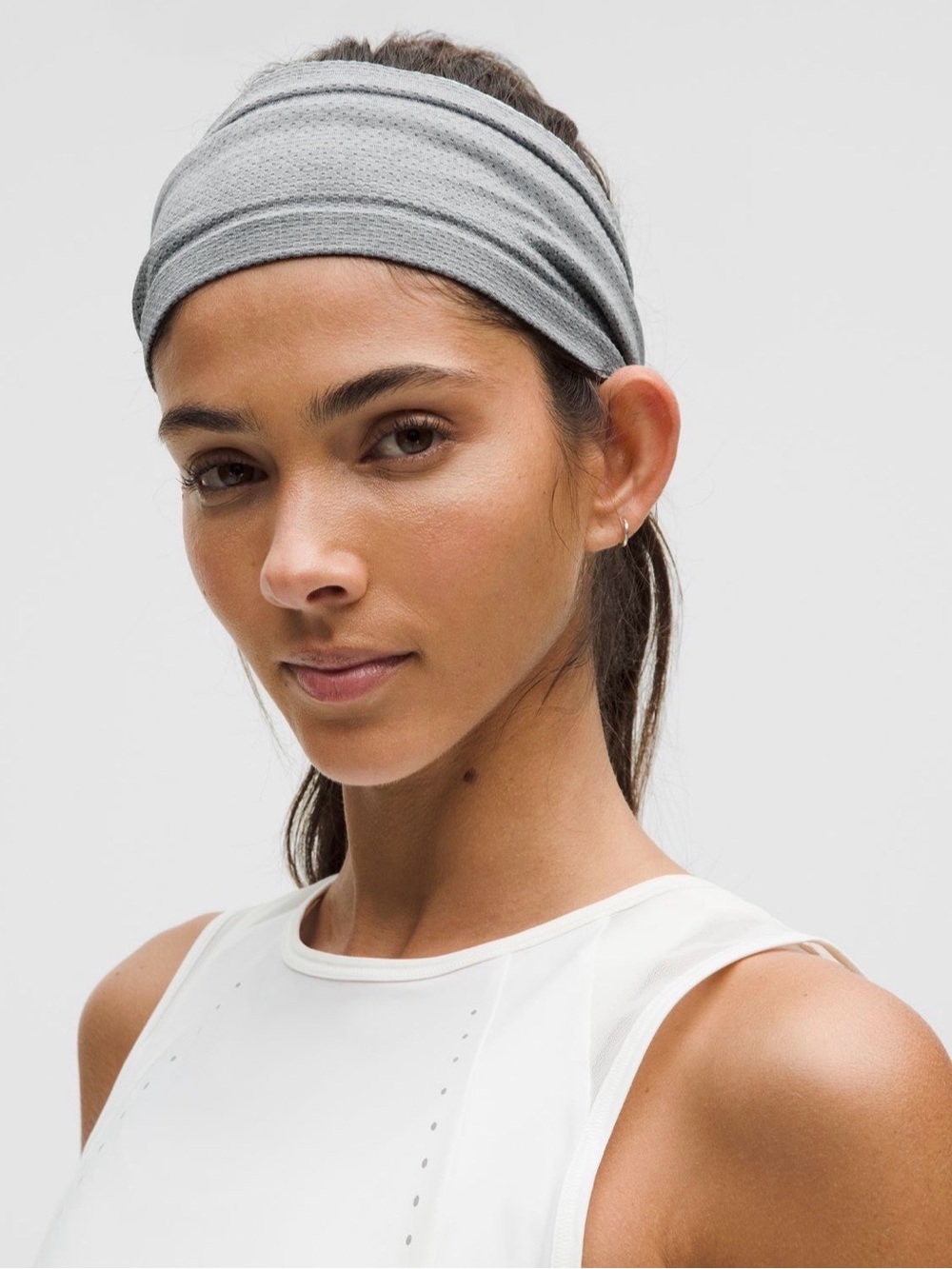 Lululemon Metal Vent Tech Seamless Wide Headband Solar Gray